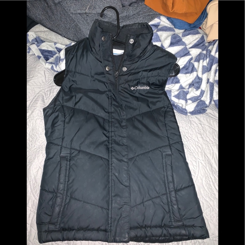 Columbia Vest